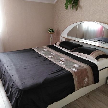 Apartament On Komarova 29 Вулиця Комарова 29 Кропивницкий Екстериор снимка